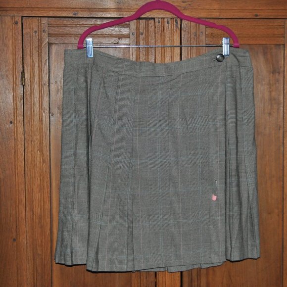 Vintage pleated wrap around School Girl Skirt - Picture 1 of 4